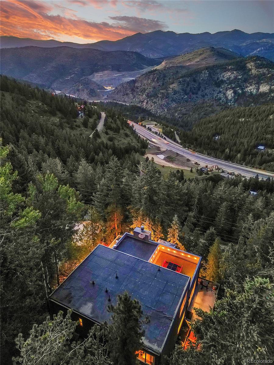 920 Saddleback Drive