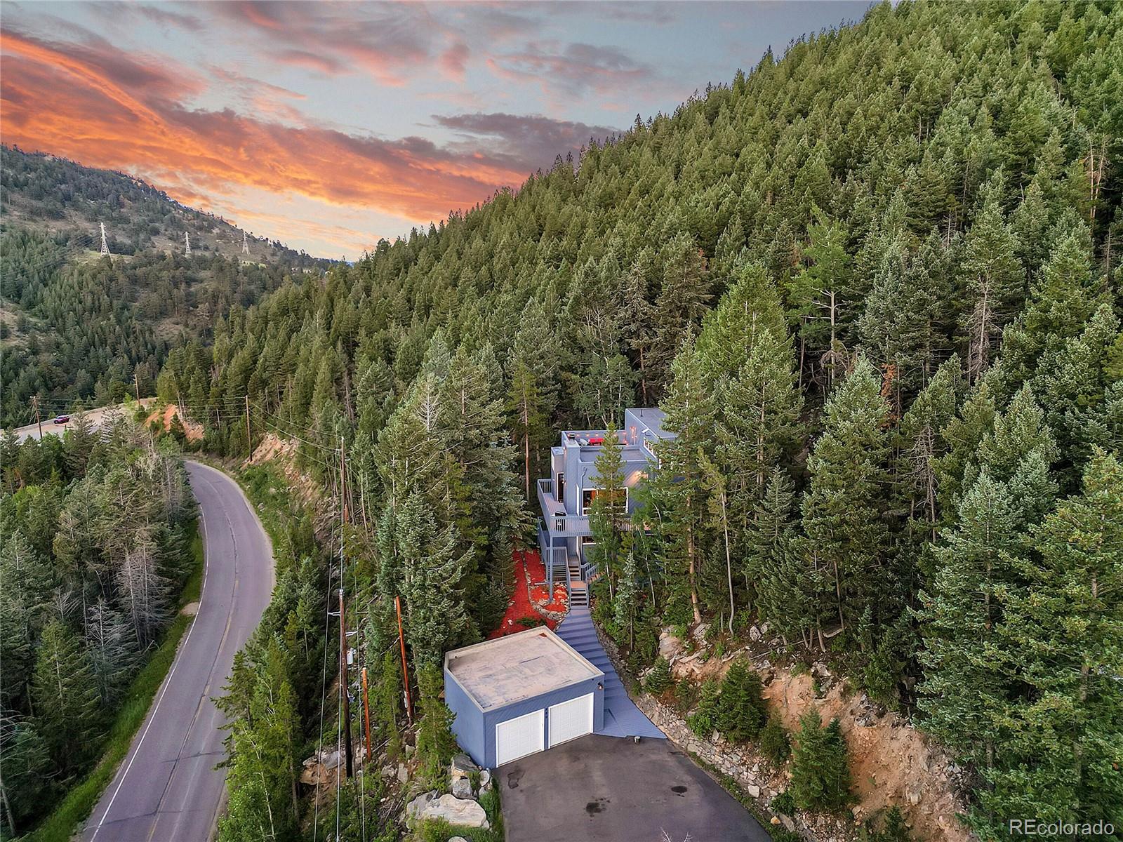920 Saddleback Drive