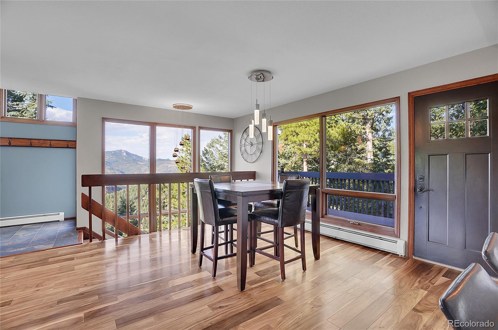 920 Saddleback Drive