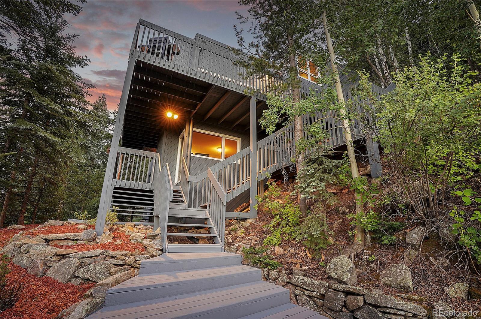920 Saddleback Drive