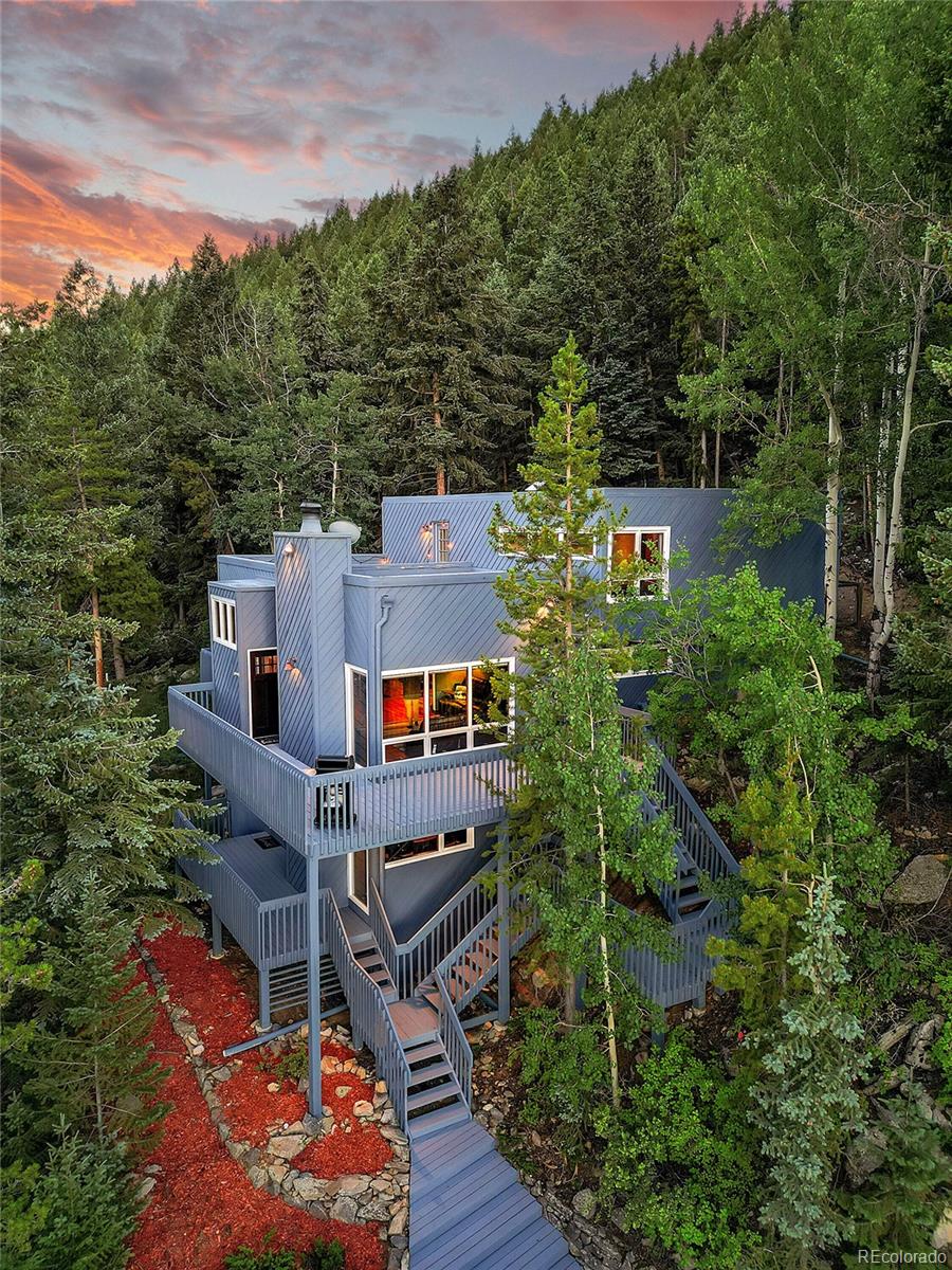 920 Saddleback Drive
