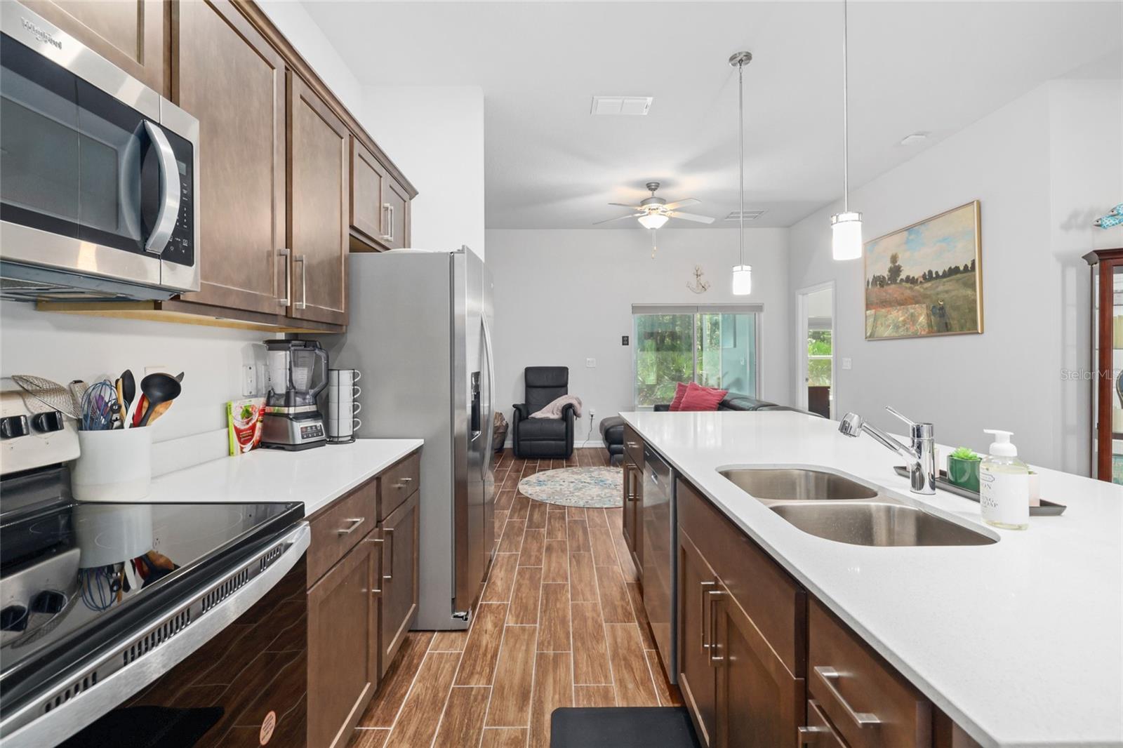 37 ULLMAN PL #A & B