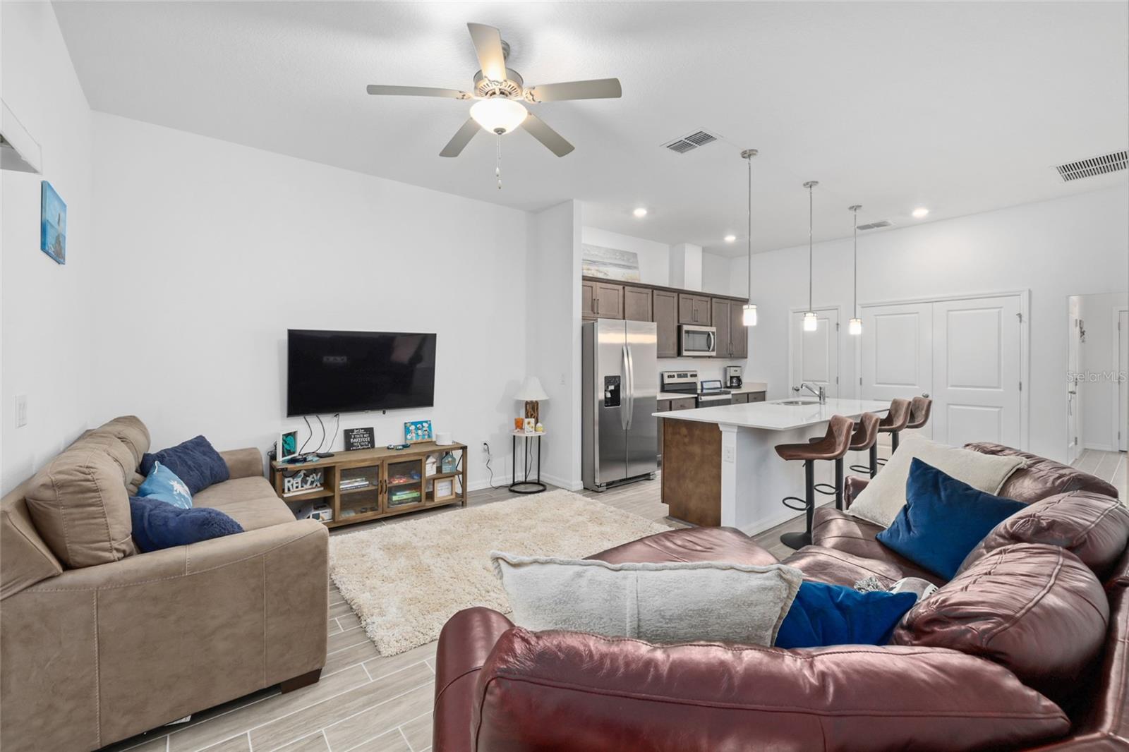 37 ULLMAN PL #A & B