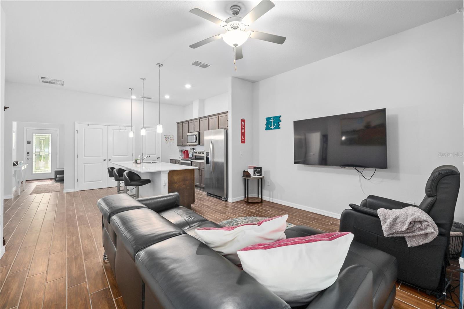 37 ULLMAN PL #A & B