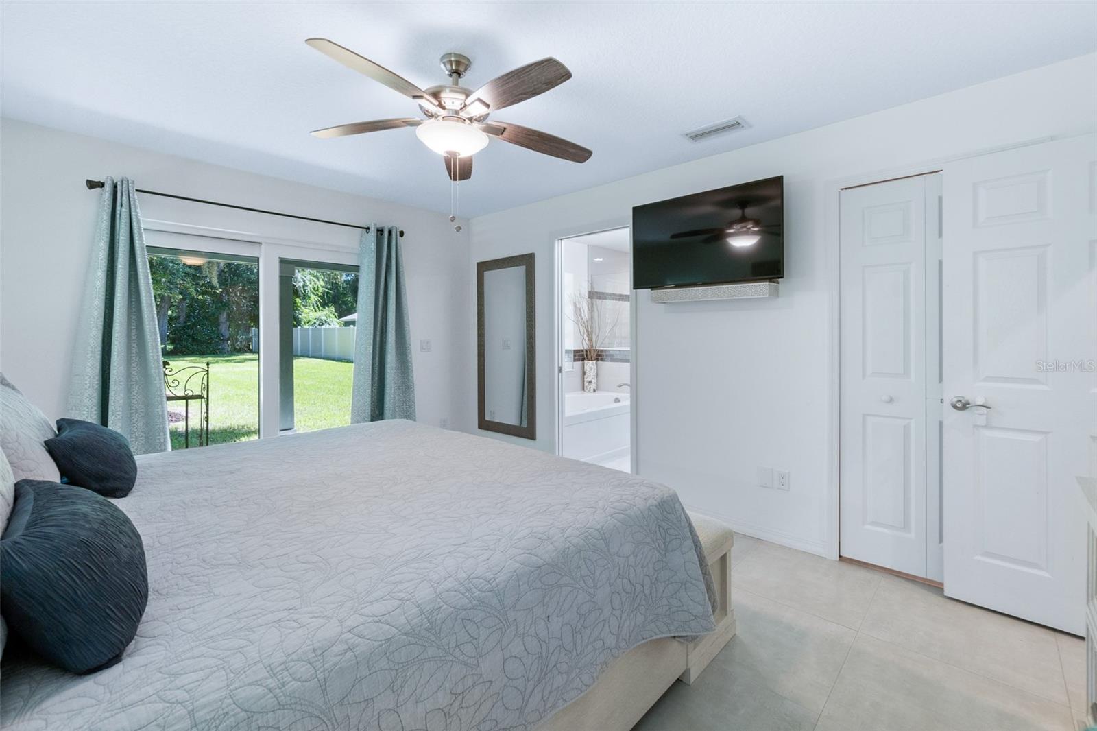 39 HERNANDEZ AVE