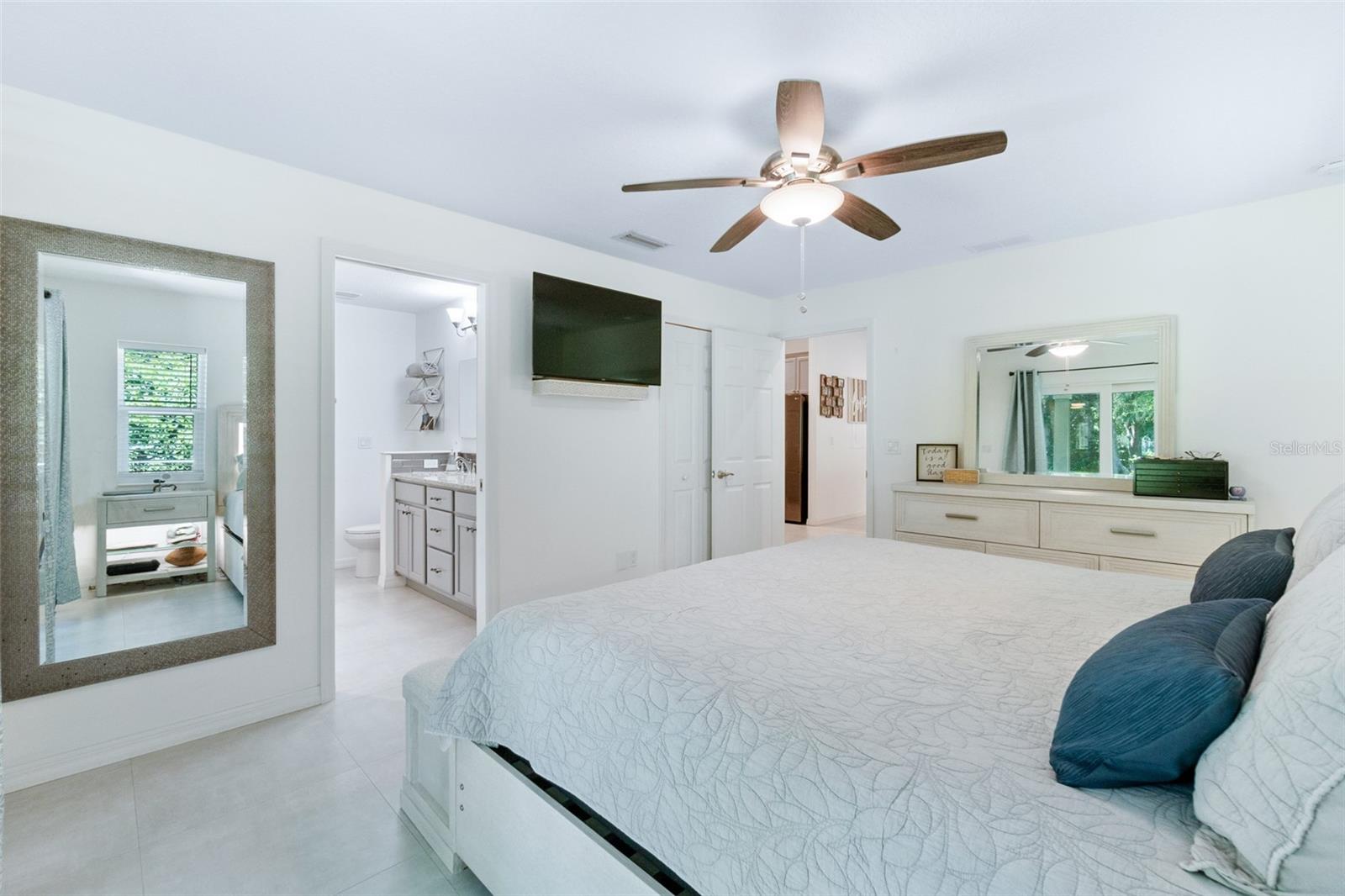 39 HERNANDEZ AVE