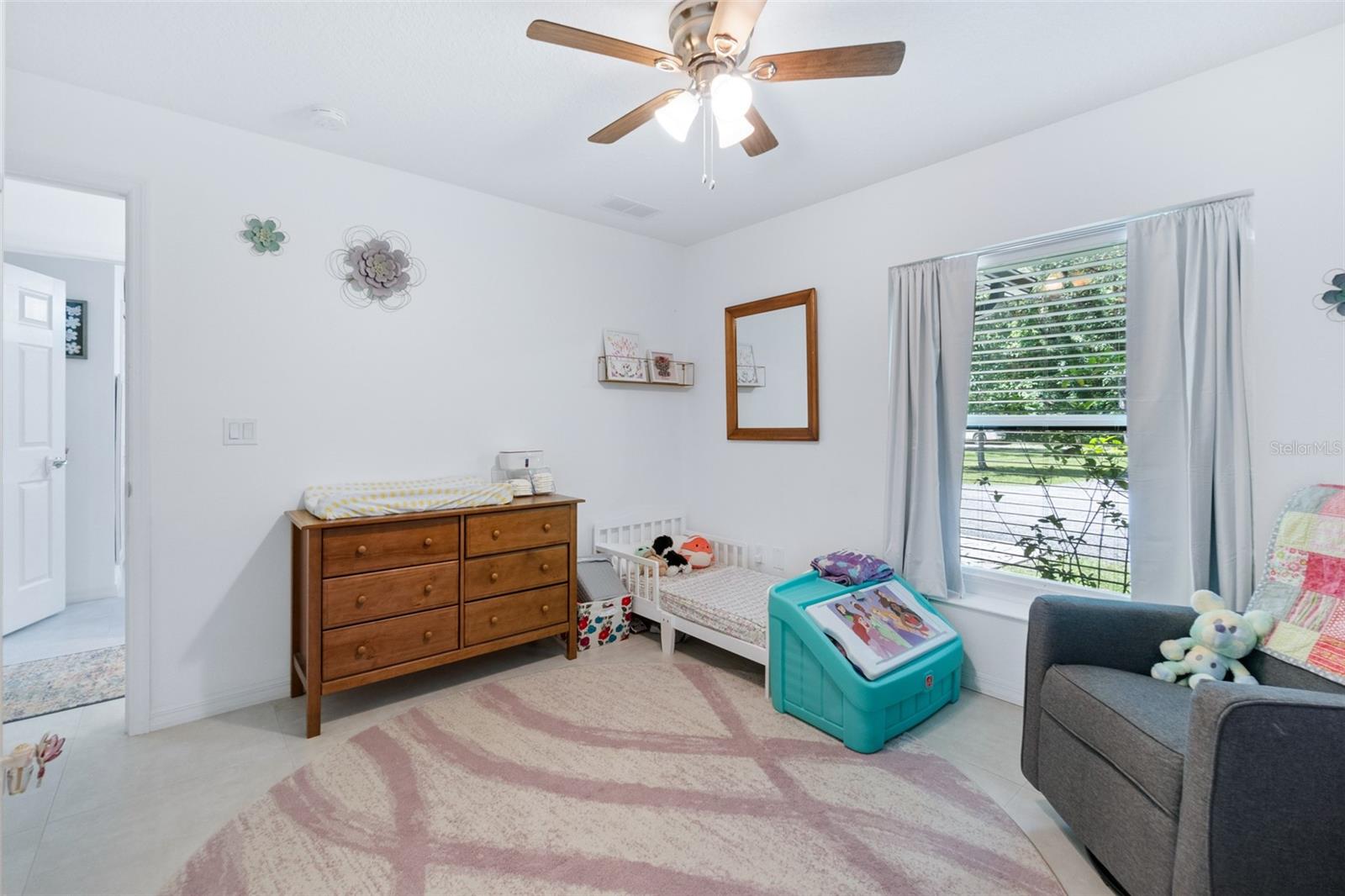 39 HERNANDEZ AVE
