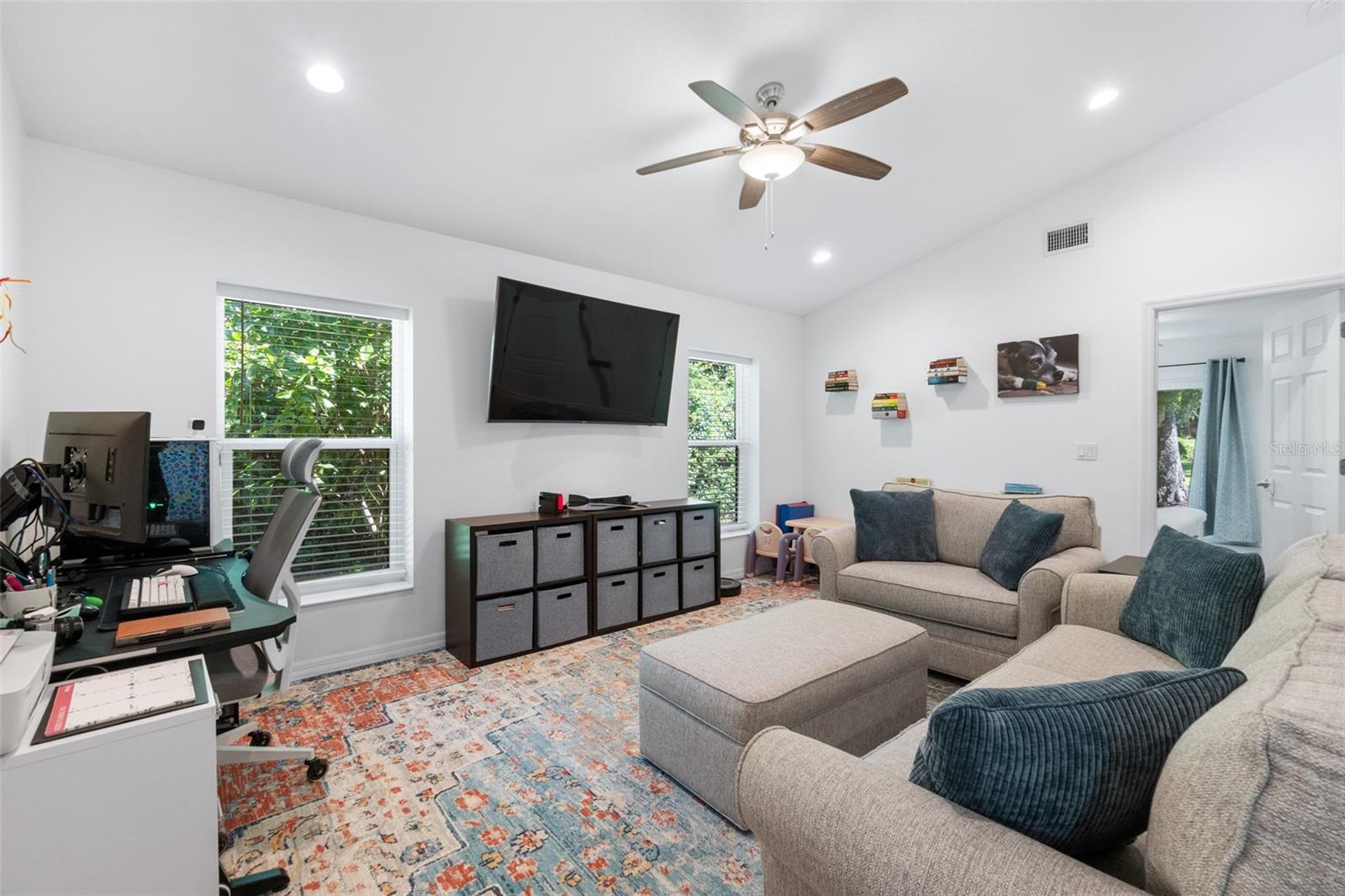 39 HERNANDEZ AVE