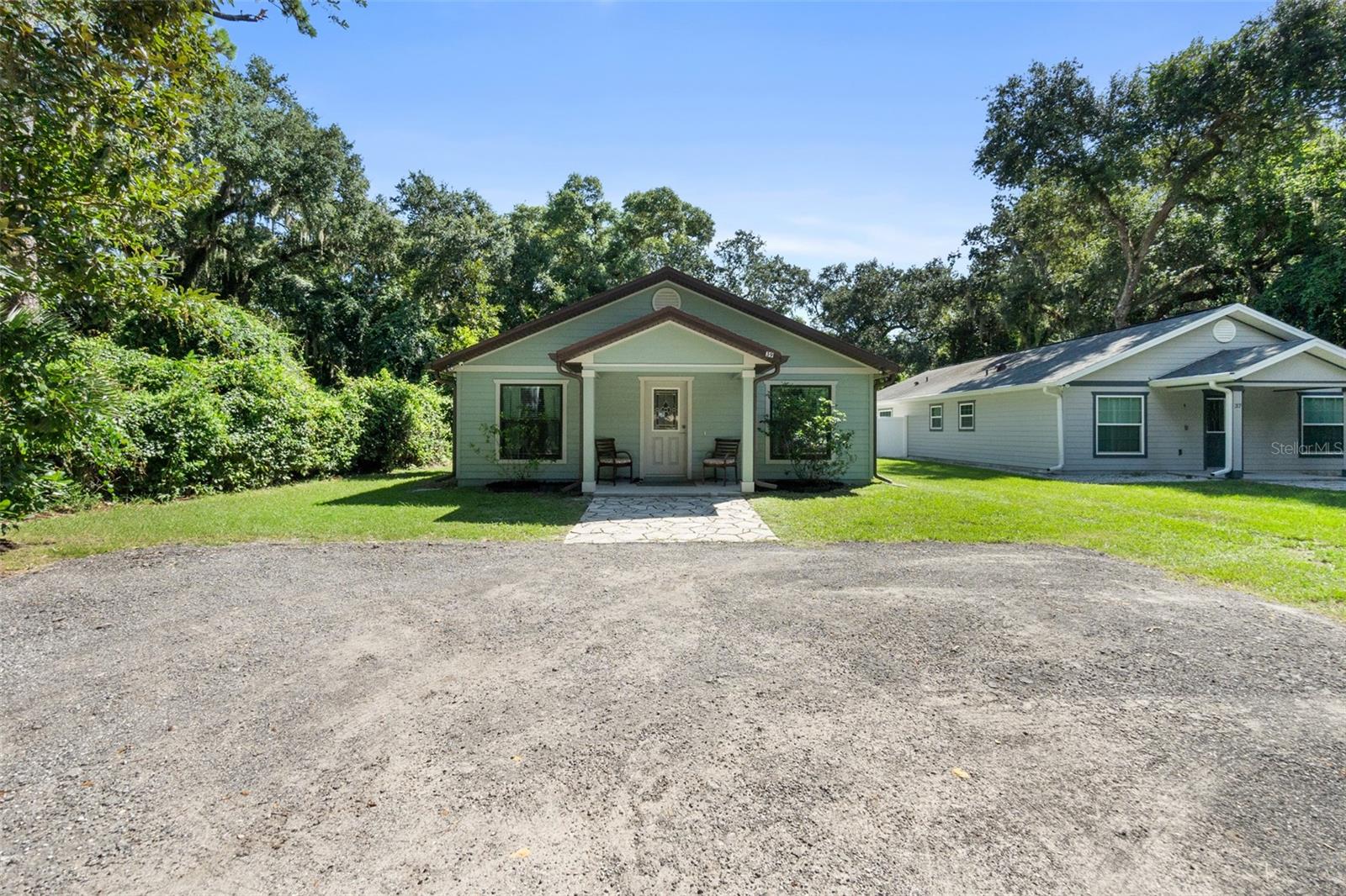 39 HERNANDEZ AVE