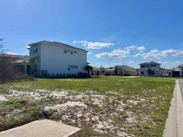 112 DEL PALMA DR