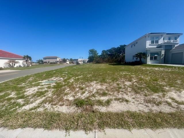 112 DEL PALMA DR