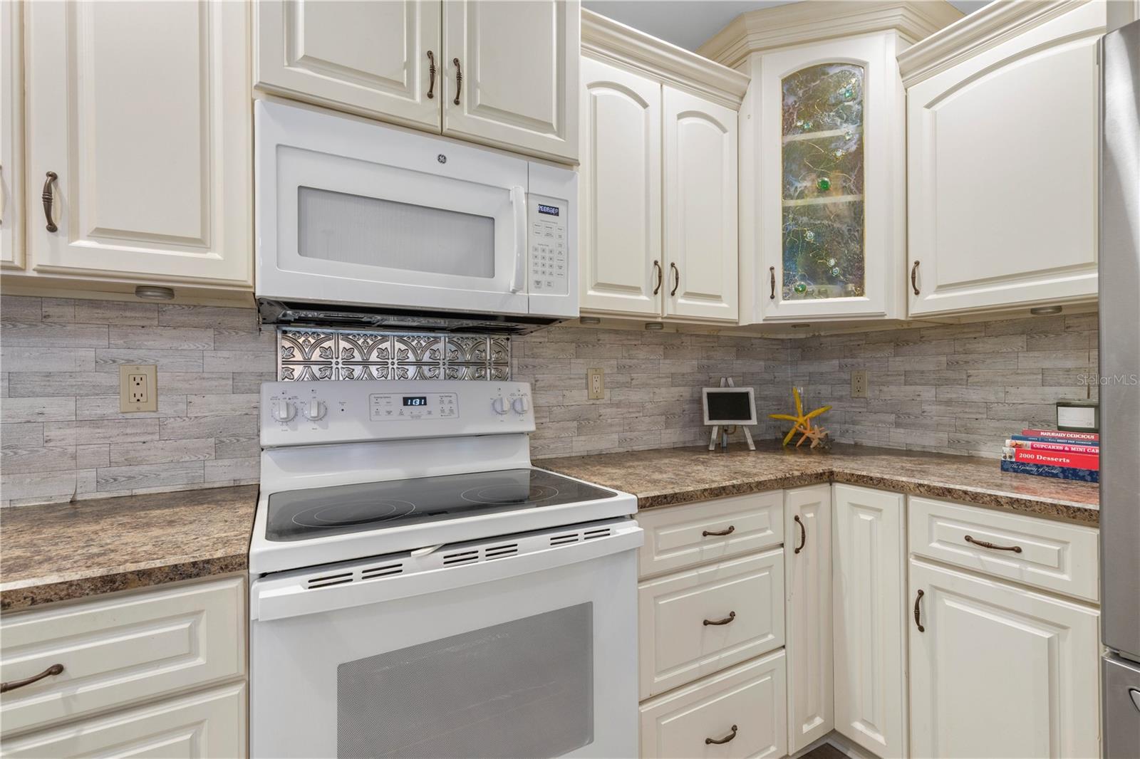 197 FRANKFORD LN