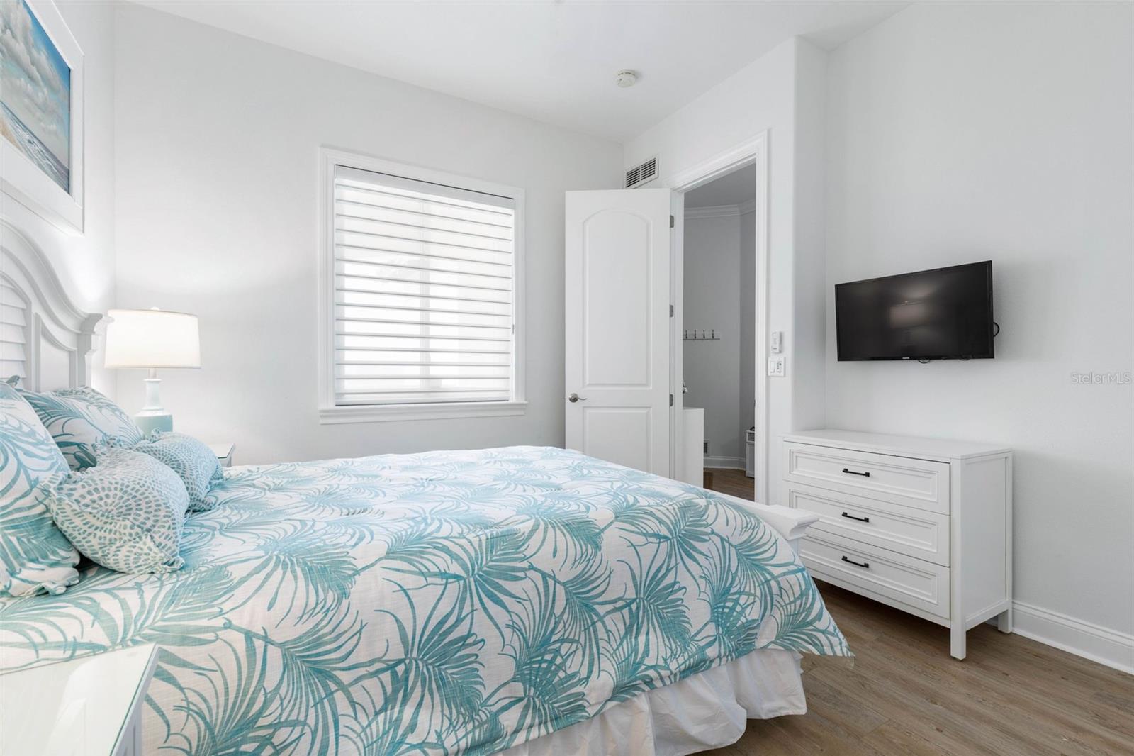 2450 N OCEAN SHORE BLVD #315