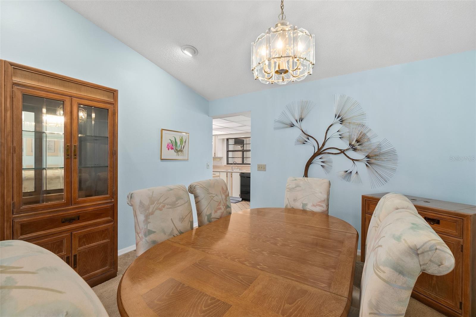 10 FLAMETREE CT