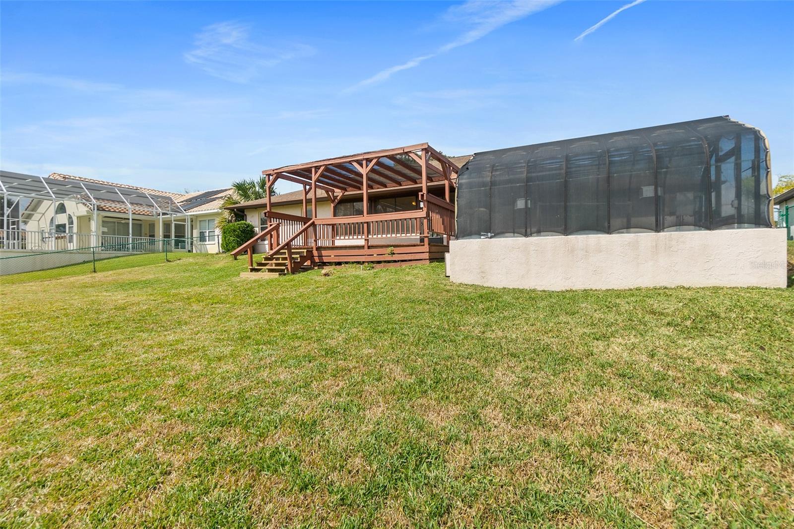 10 FLAMETREE CT