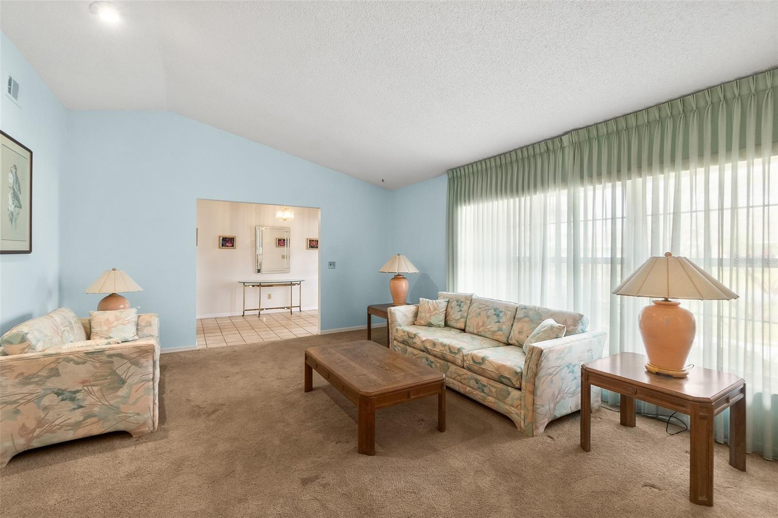 10 FLAMETREE CT