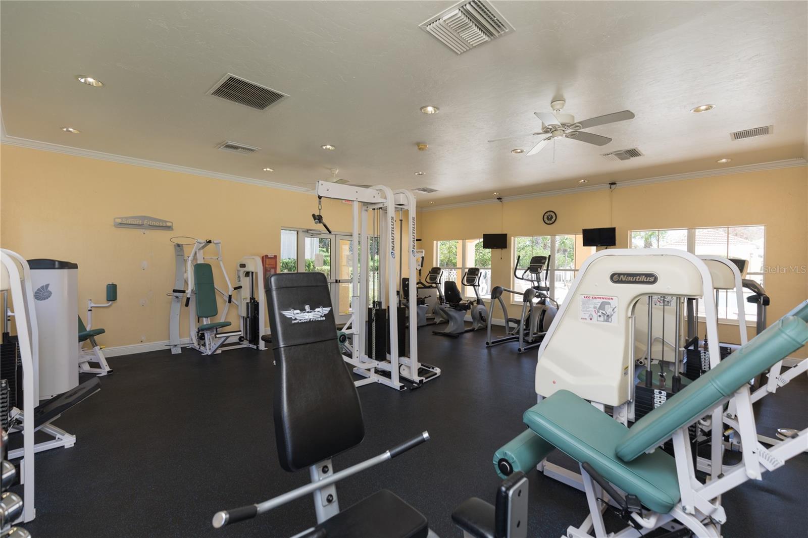 40 CASA BELLA CIR #1101