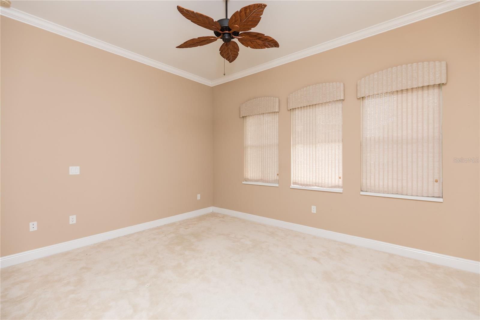 40 CASA BELLA CIR #1101