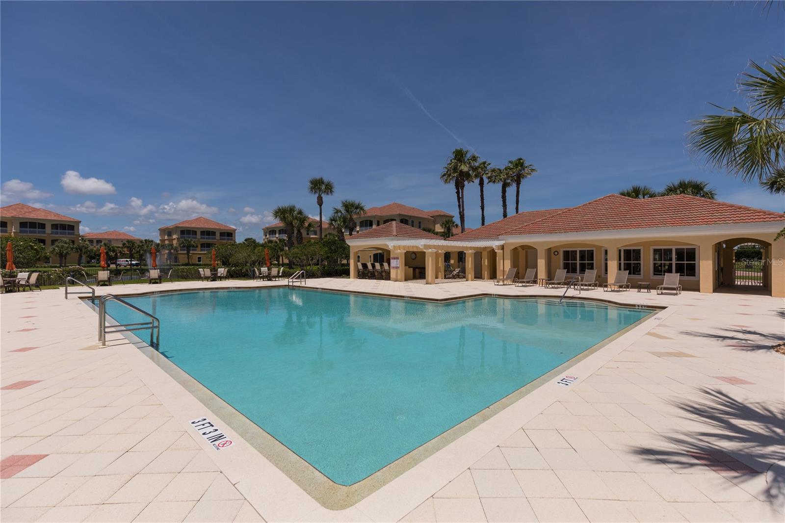 40 CASA BELLA CIR #1101