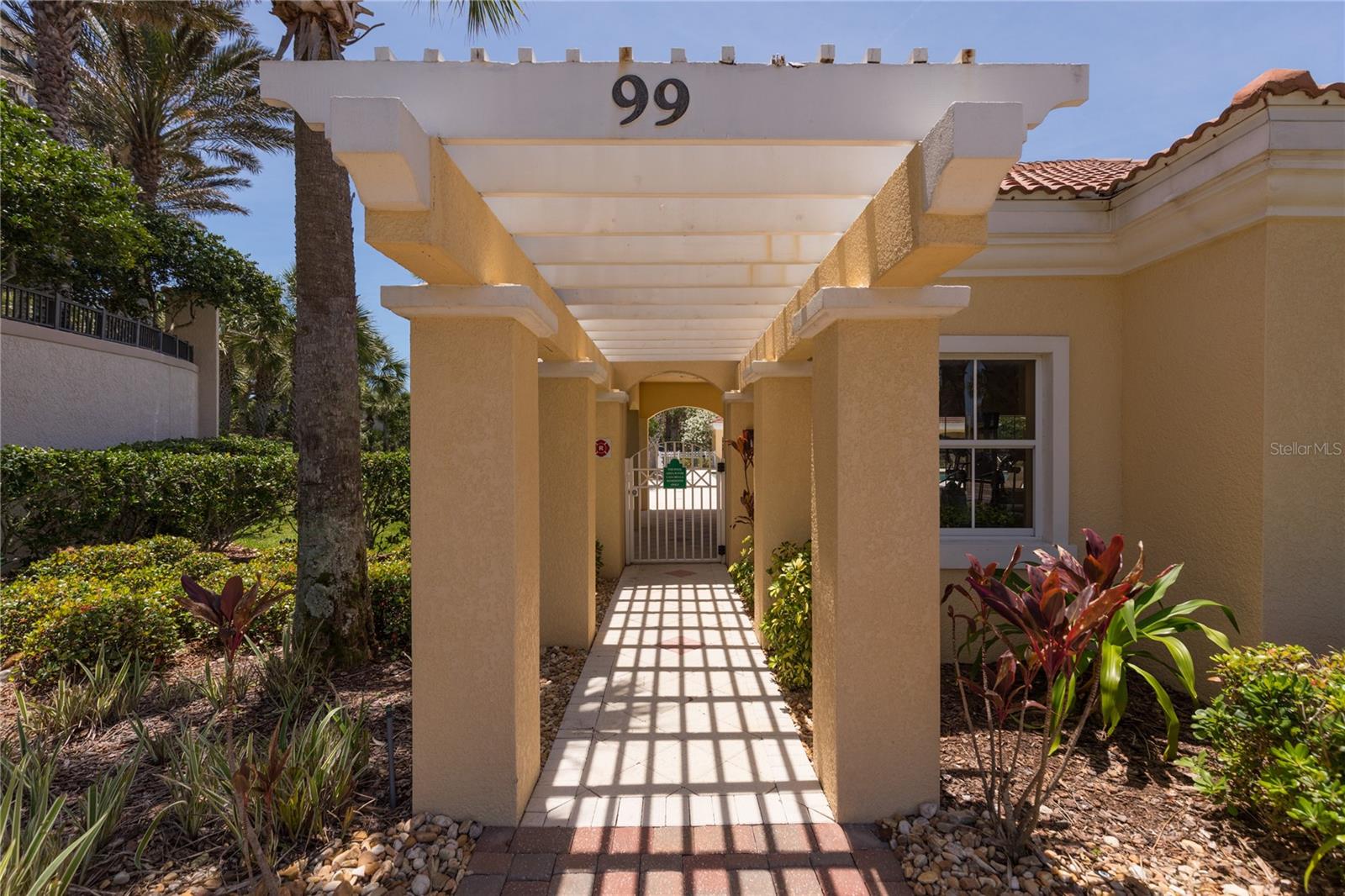 40 CASA BELLA CIR #1101