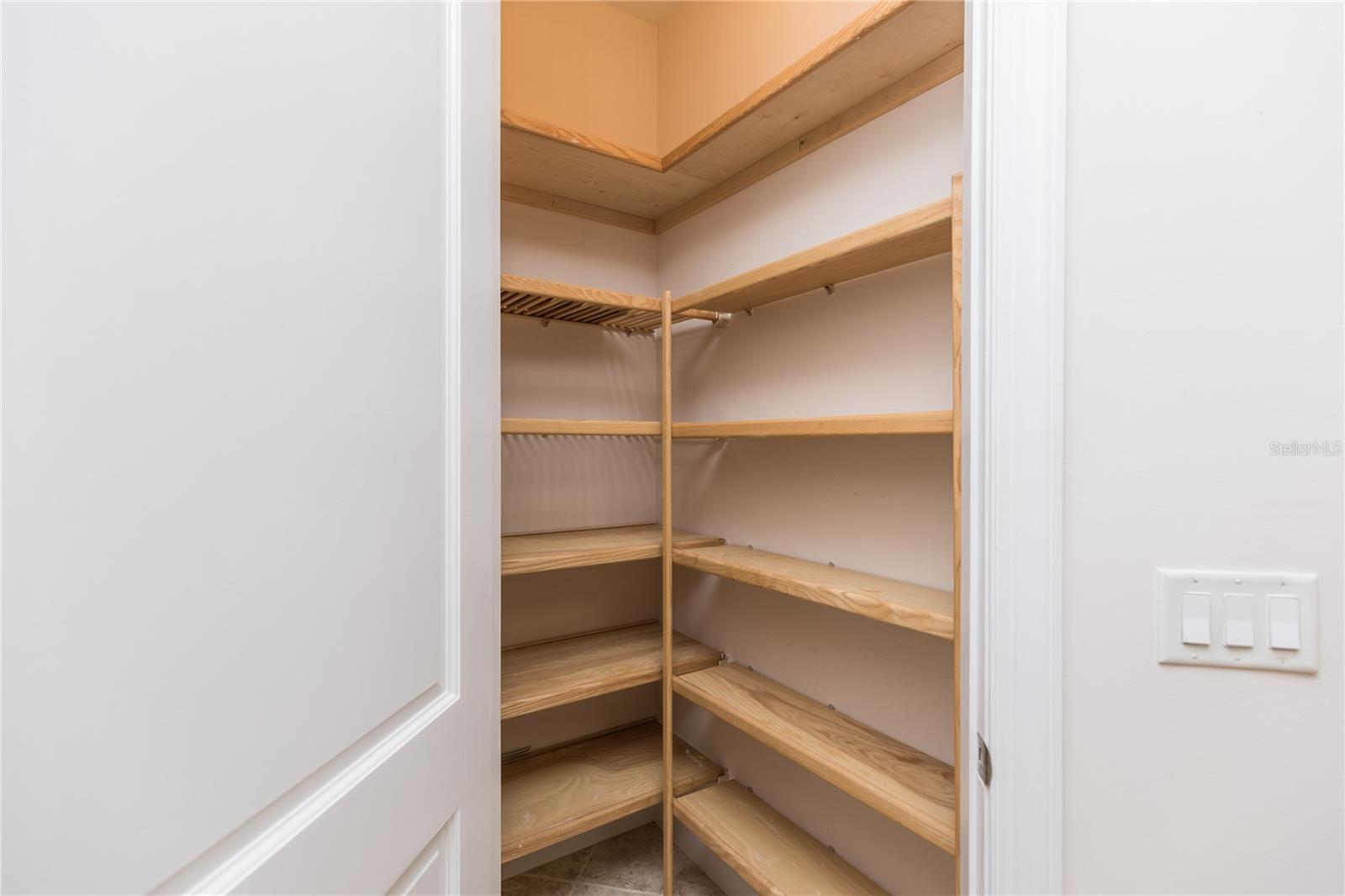 40 CASA BELLA CIR #1101