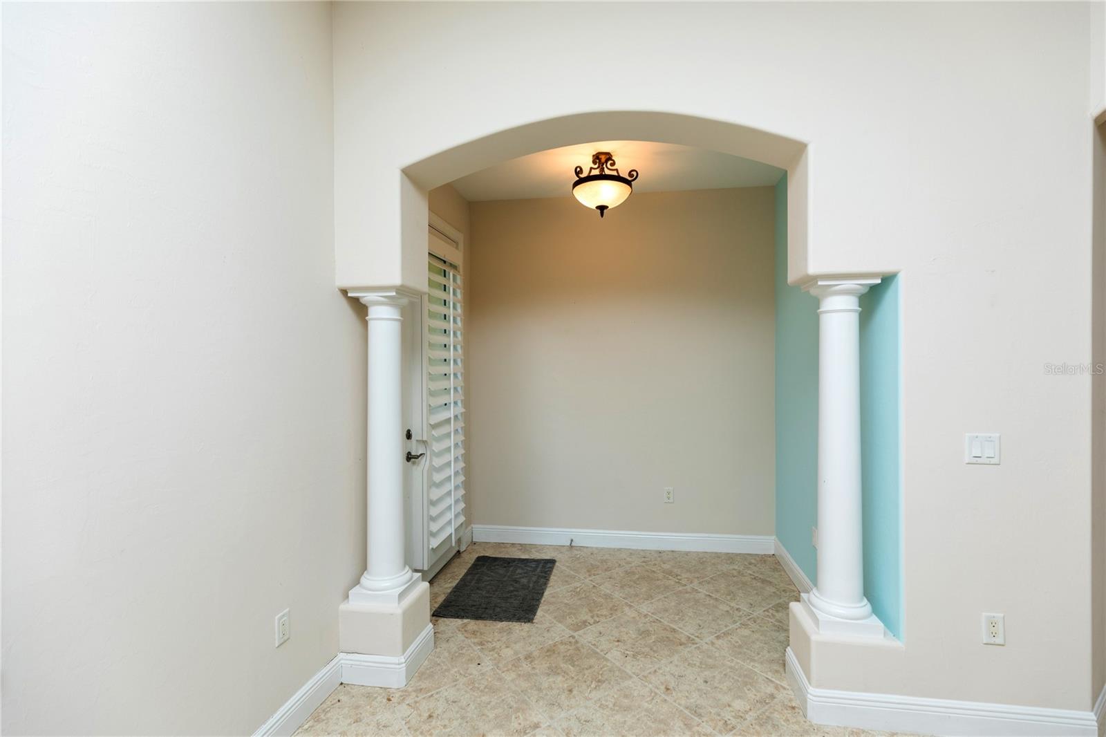 40 CASA BELLA CIR #1101