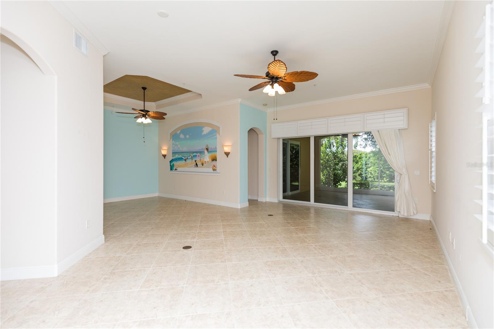 40 CASA BELLA CIR #1101