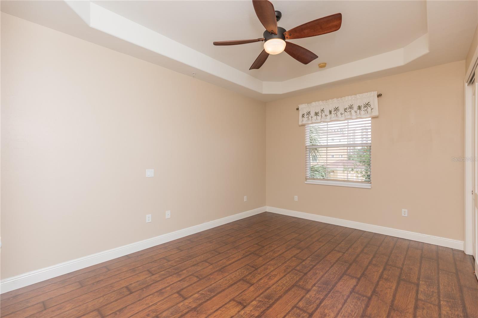 40 CASA BELLA CIR #1102