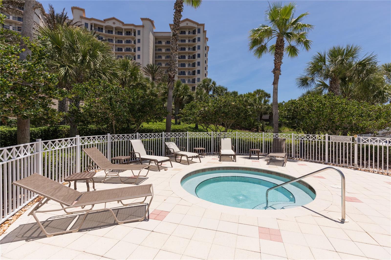 40 CASA BELLA CIR #1102