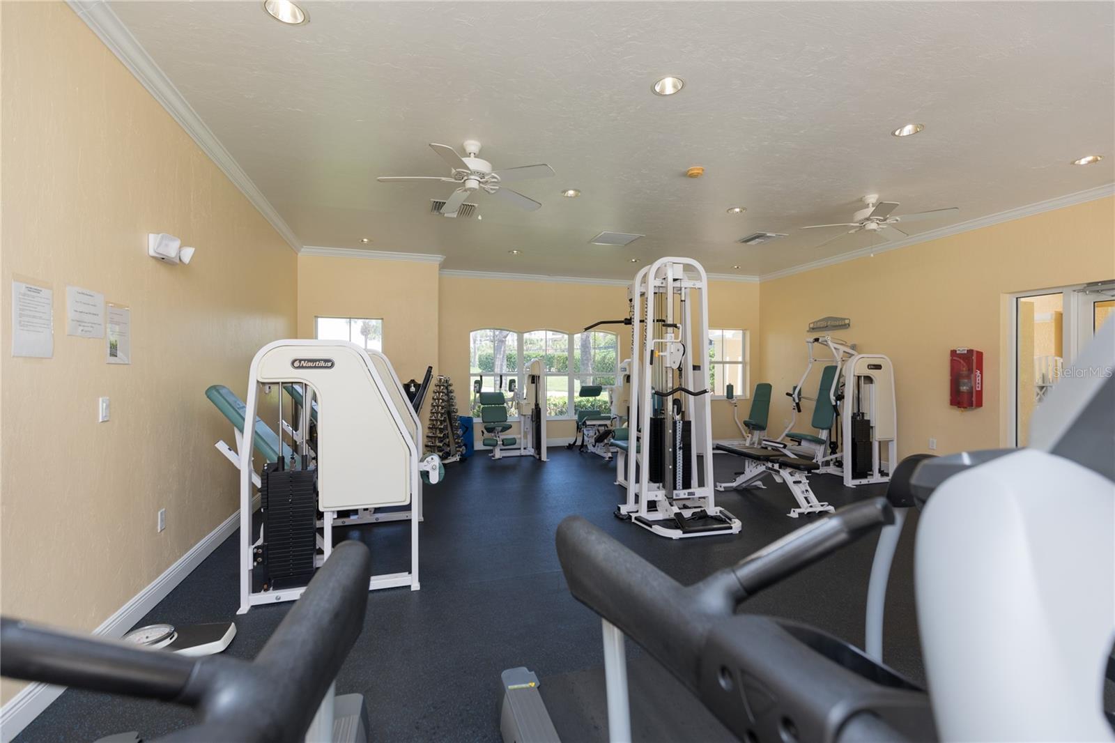 40 CASA BELLA CIR #1102