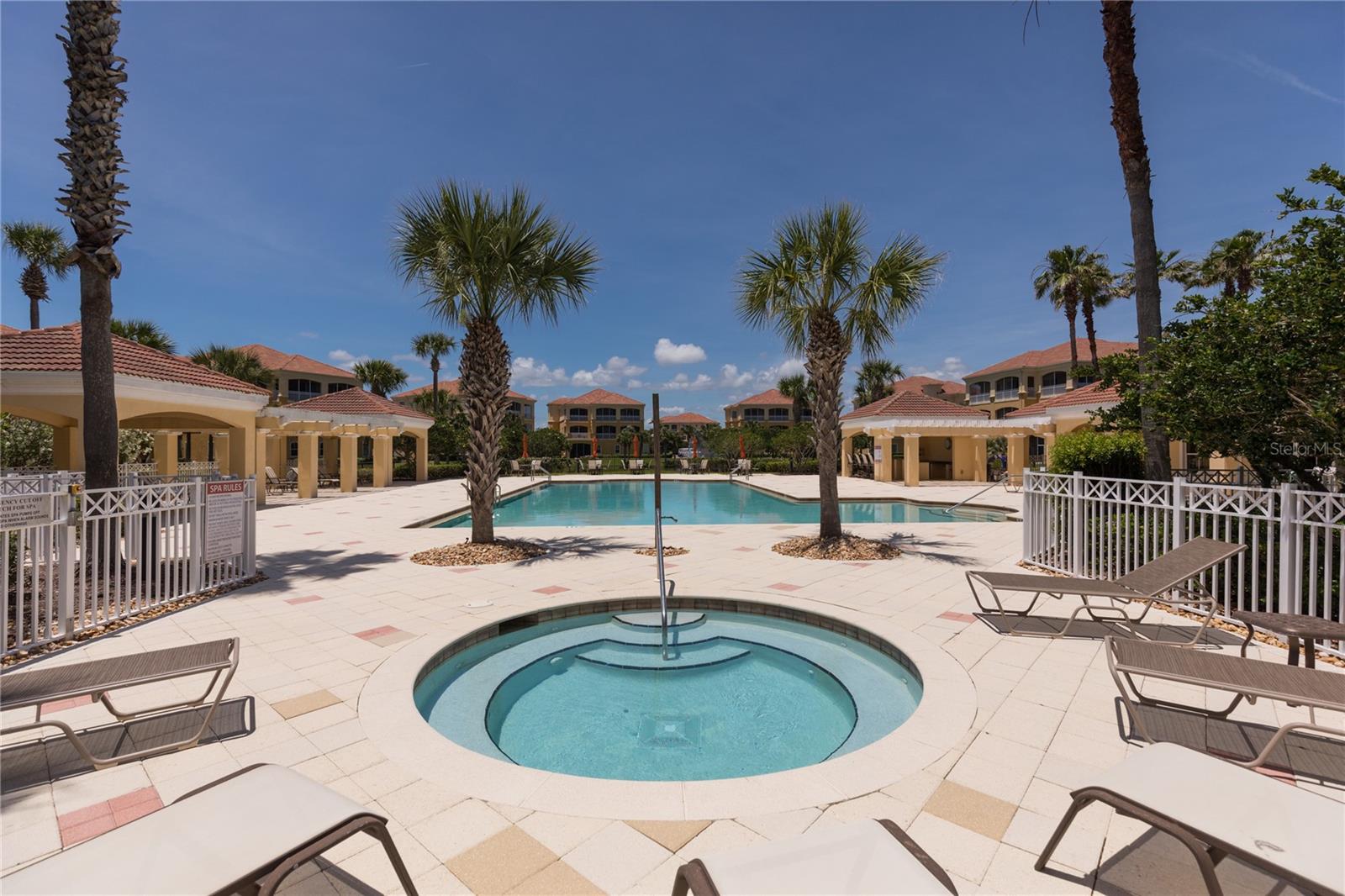 40 CASA BELLA CIR #1102