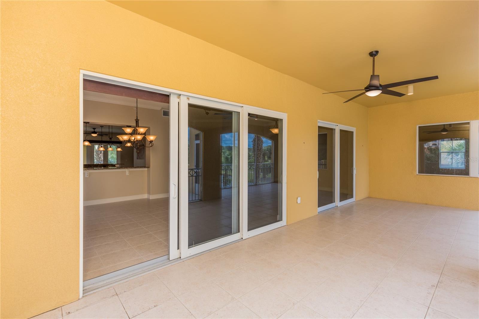 40 CASA BELLA CIR #1102