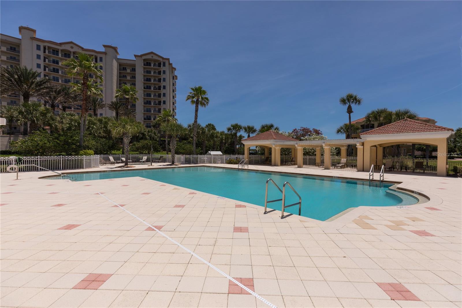 40 CASA BELLA CIR #1102