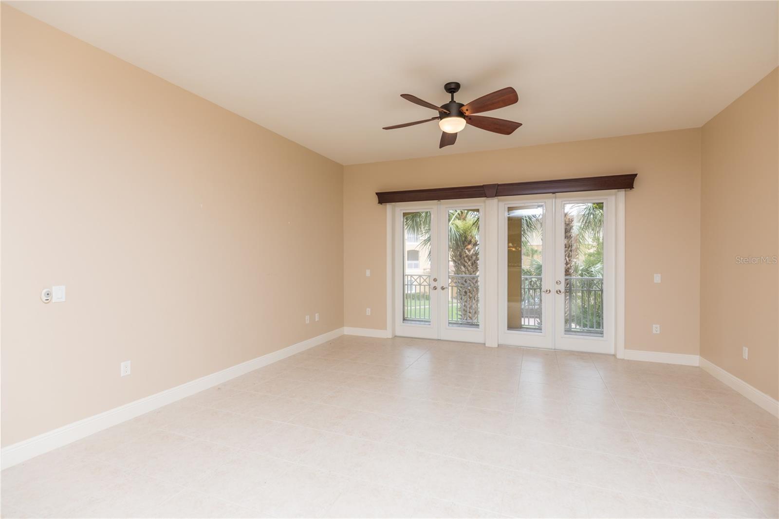 40 CASA BELLA CIR #1102