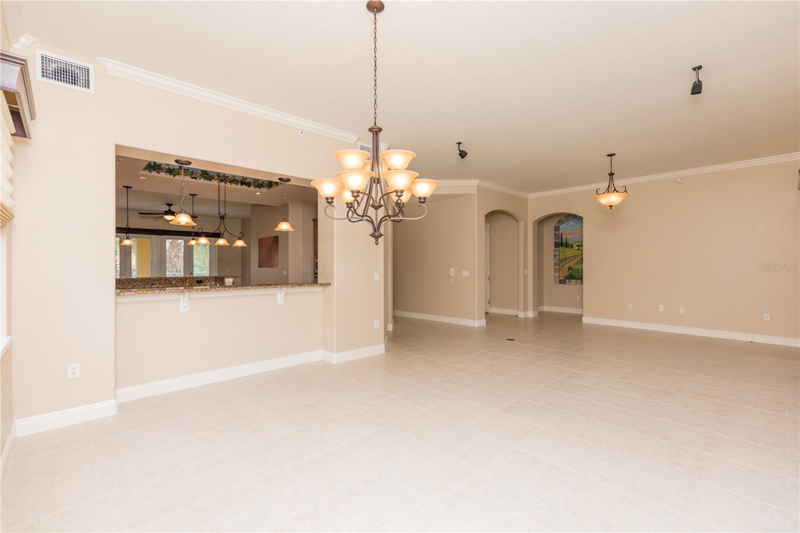 40 CASA BELLA CIR #1102
