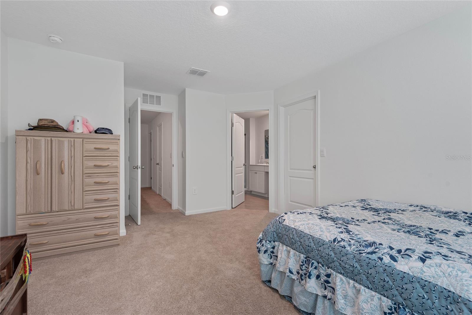 309 REDBUD RD