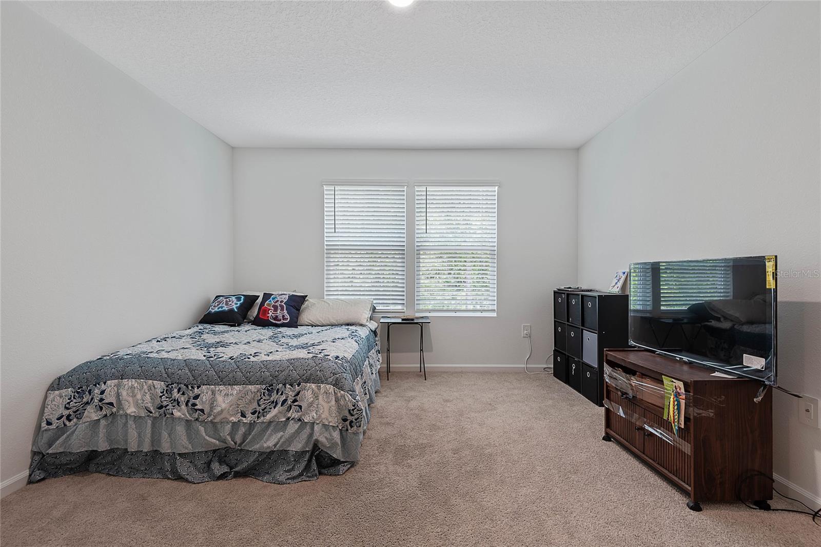 309 REDBUD RD