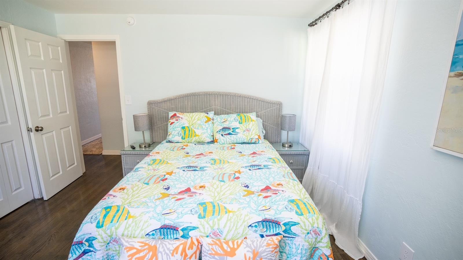 321 SEAVIEW AVE