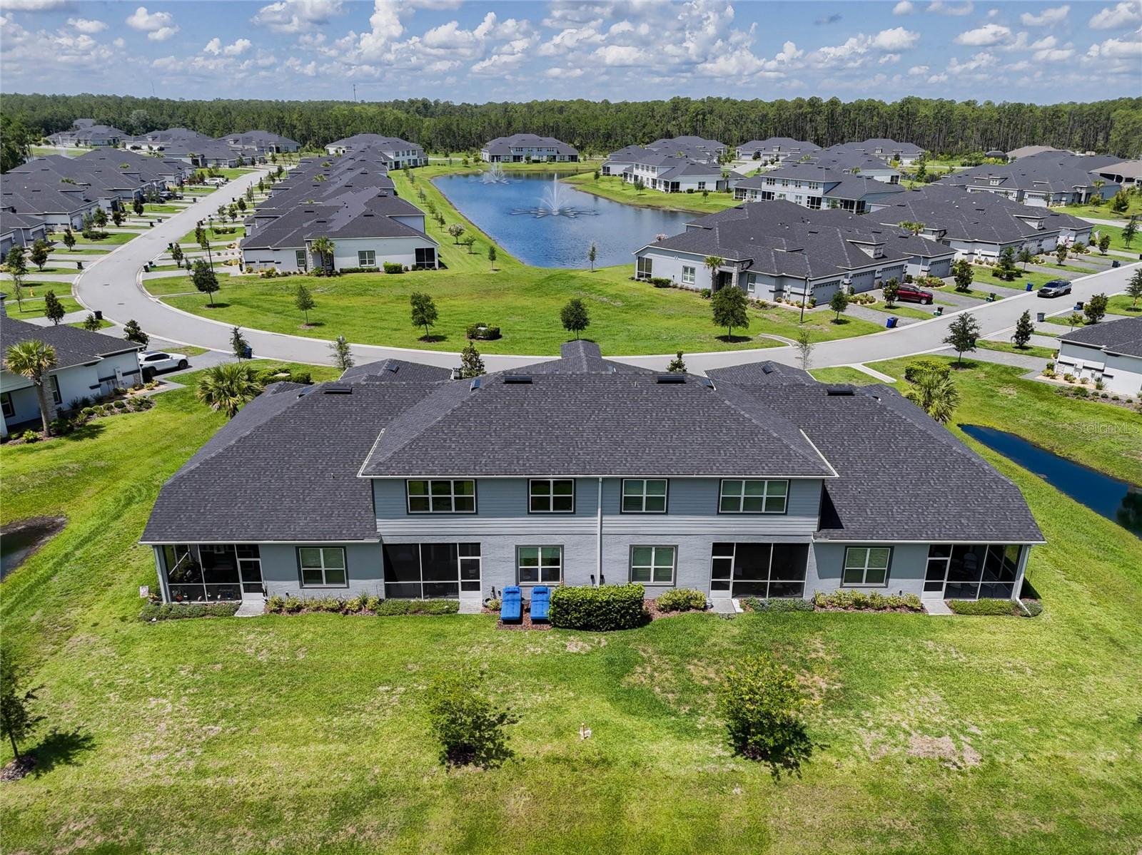68 LONGRIDGE LN