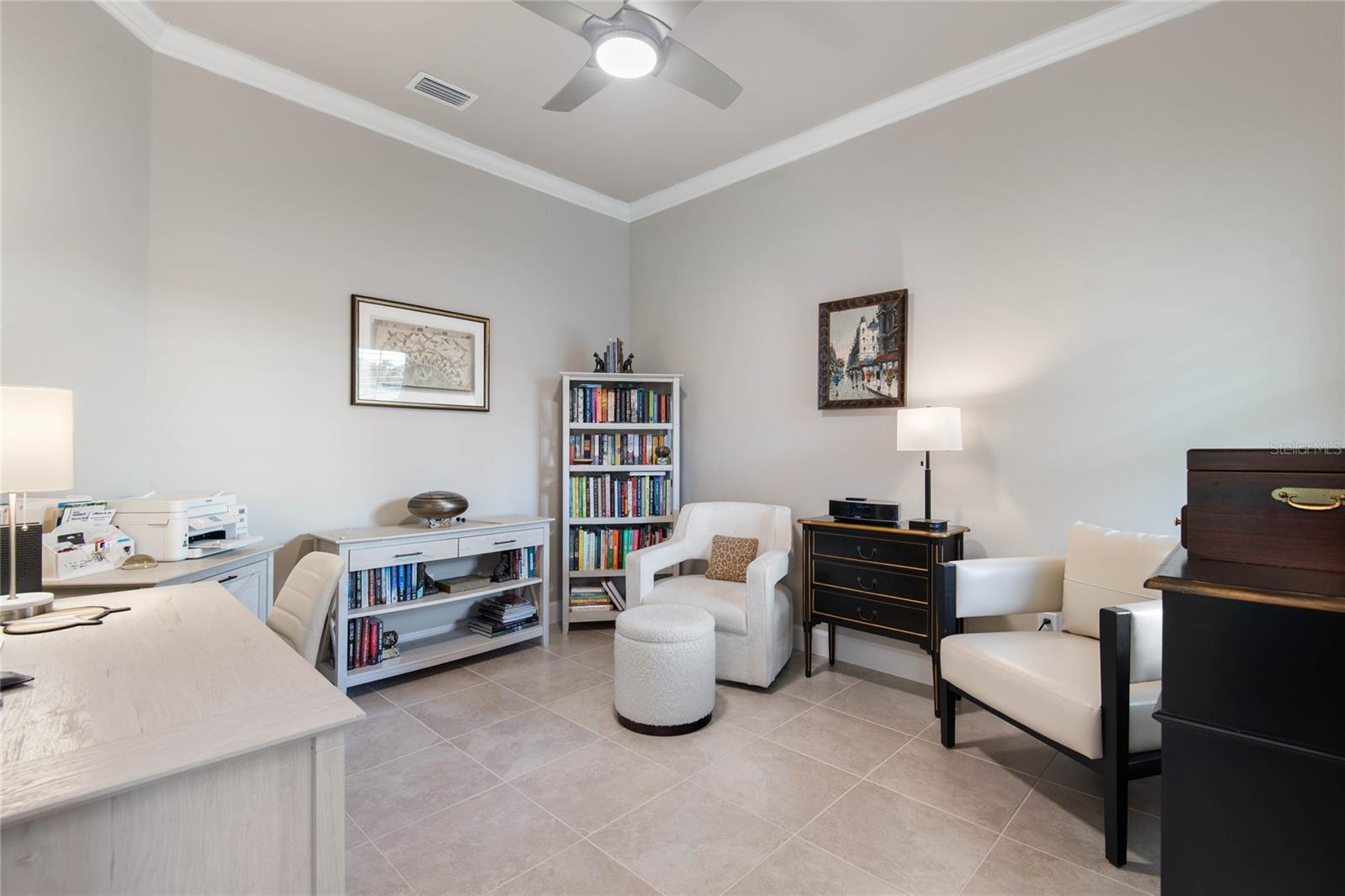 68 LONGRIDGE LN