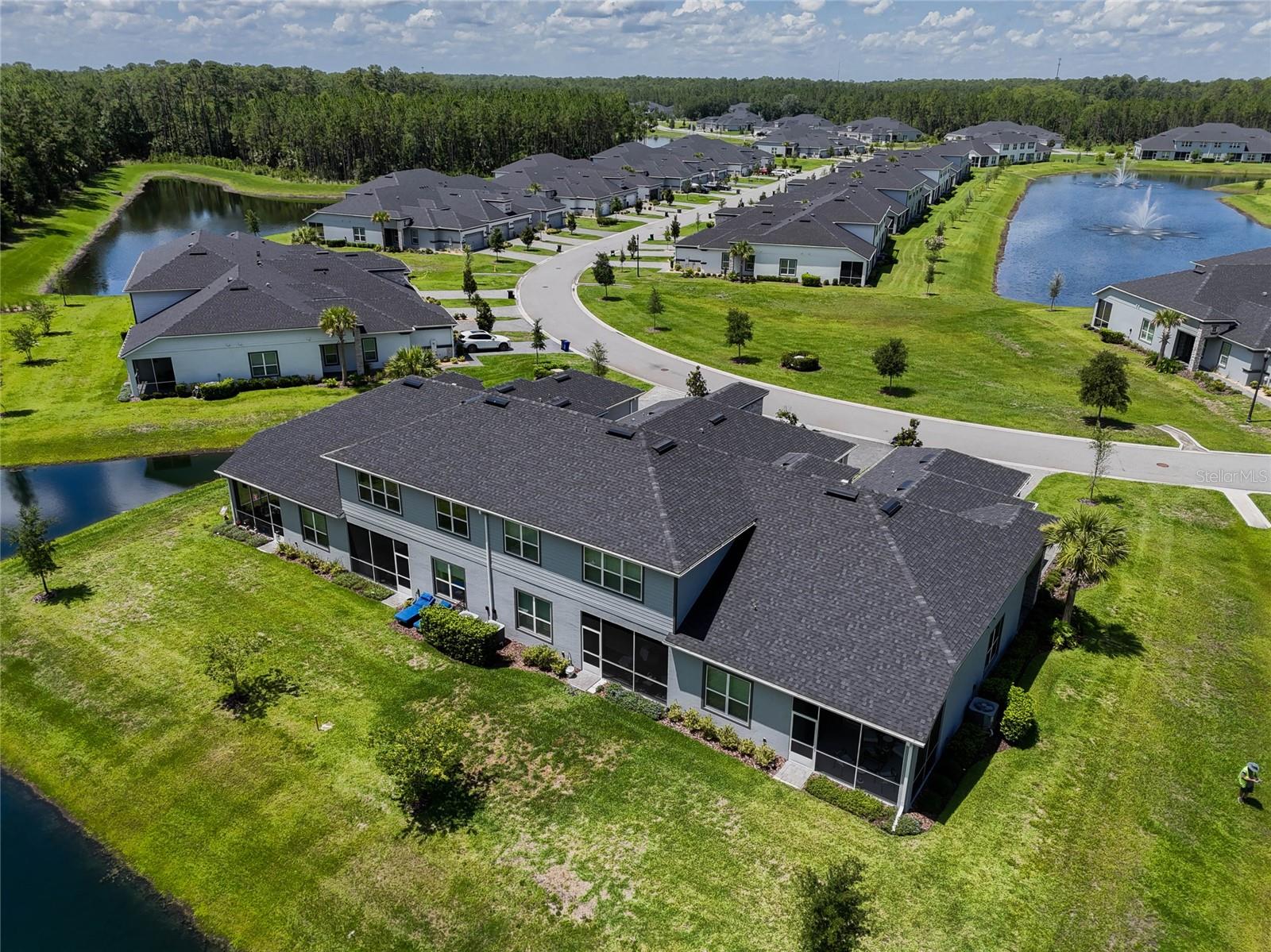 68 LONGRIDGE LN