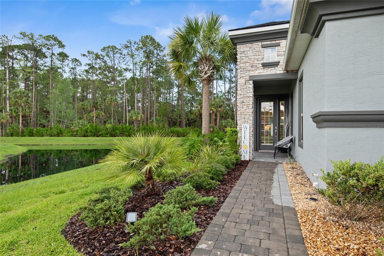68 LONGRIDGE LN
