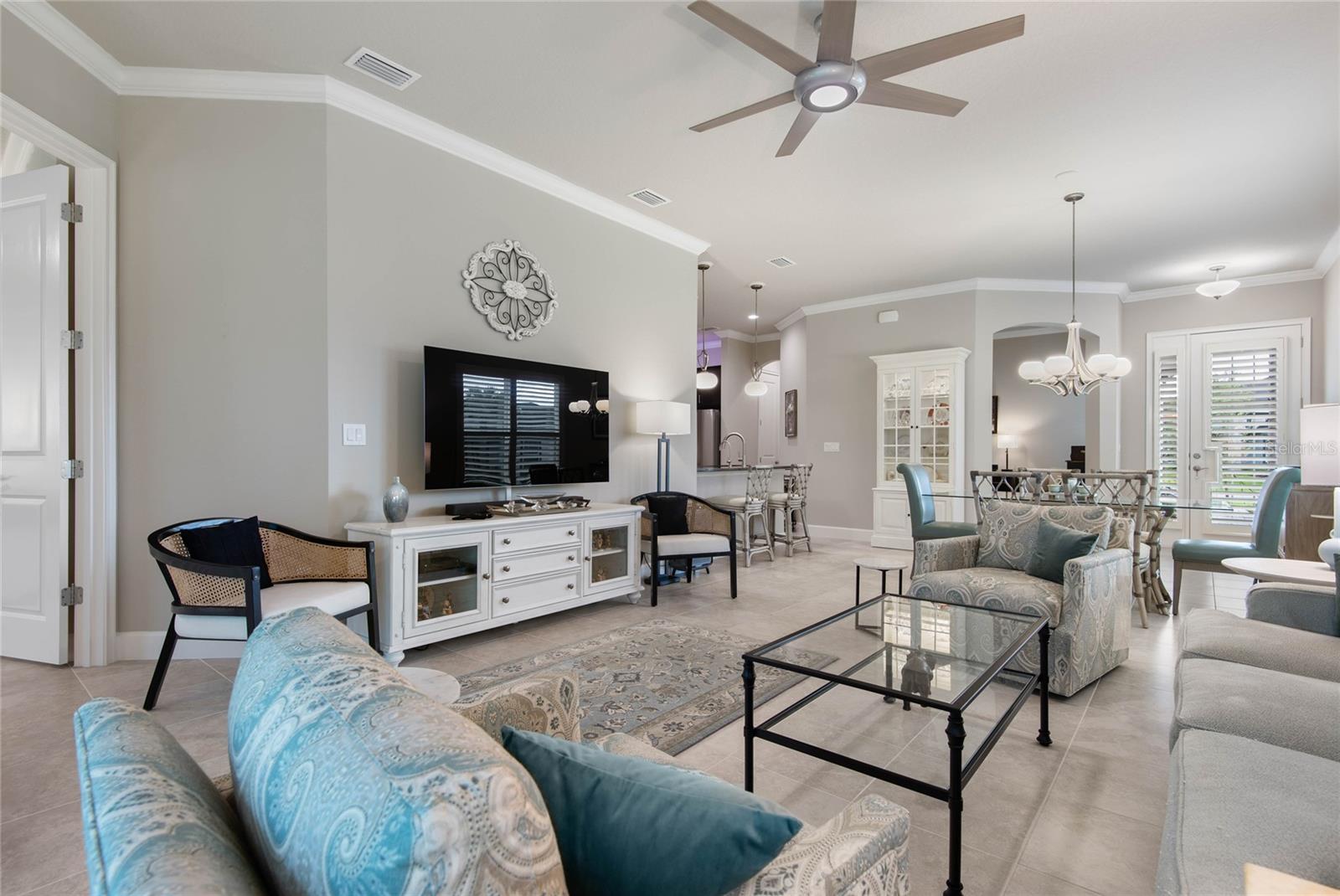 68 LONGRIDGE LN