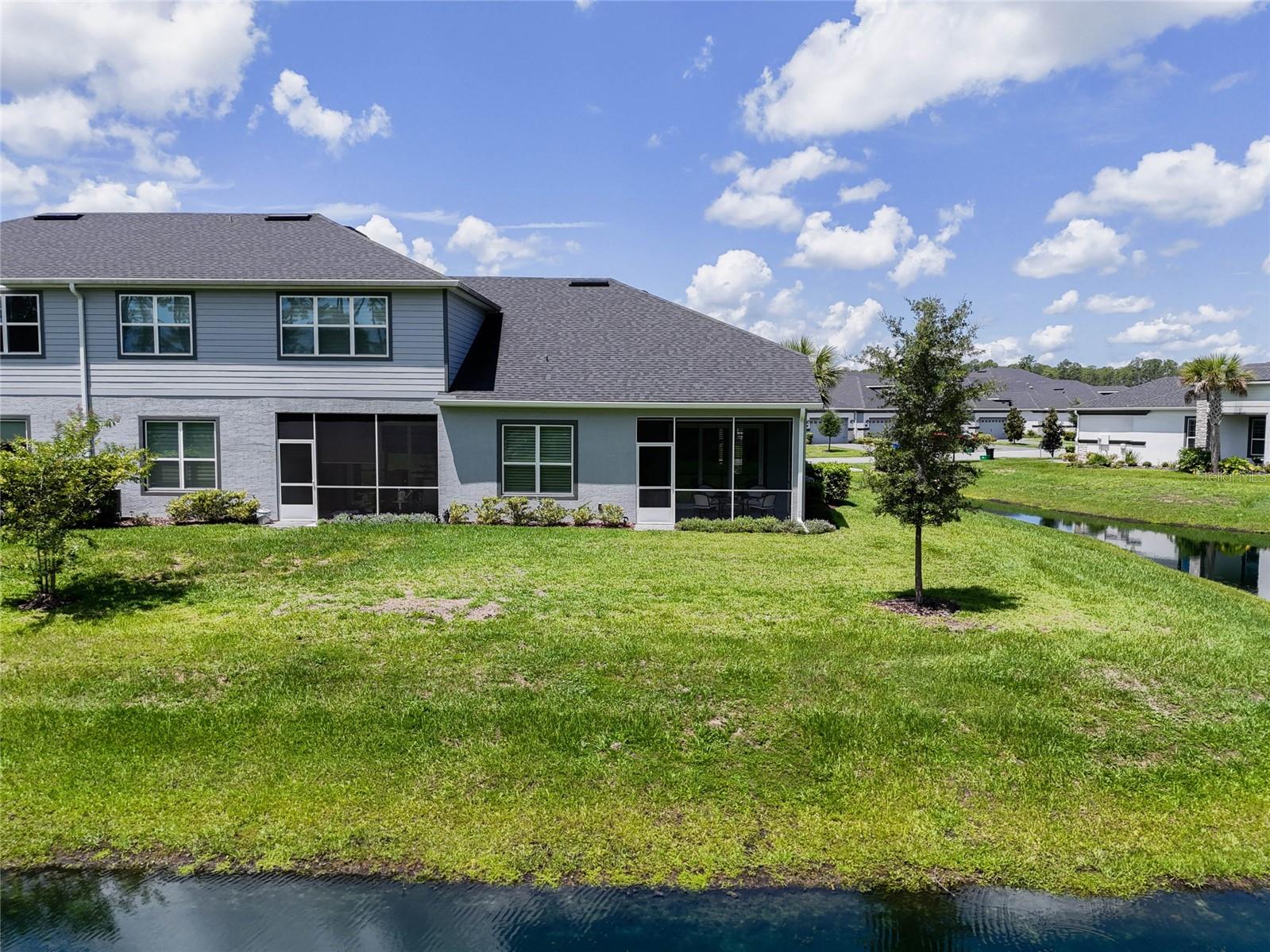 68 LONGRIDGE LN