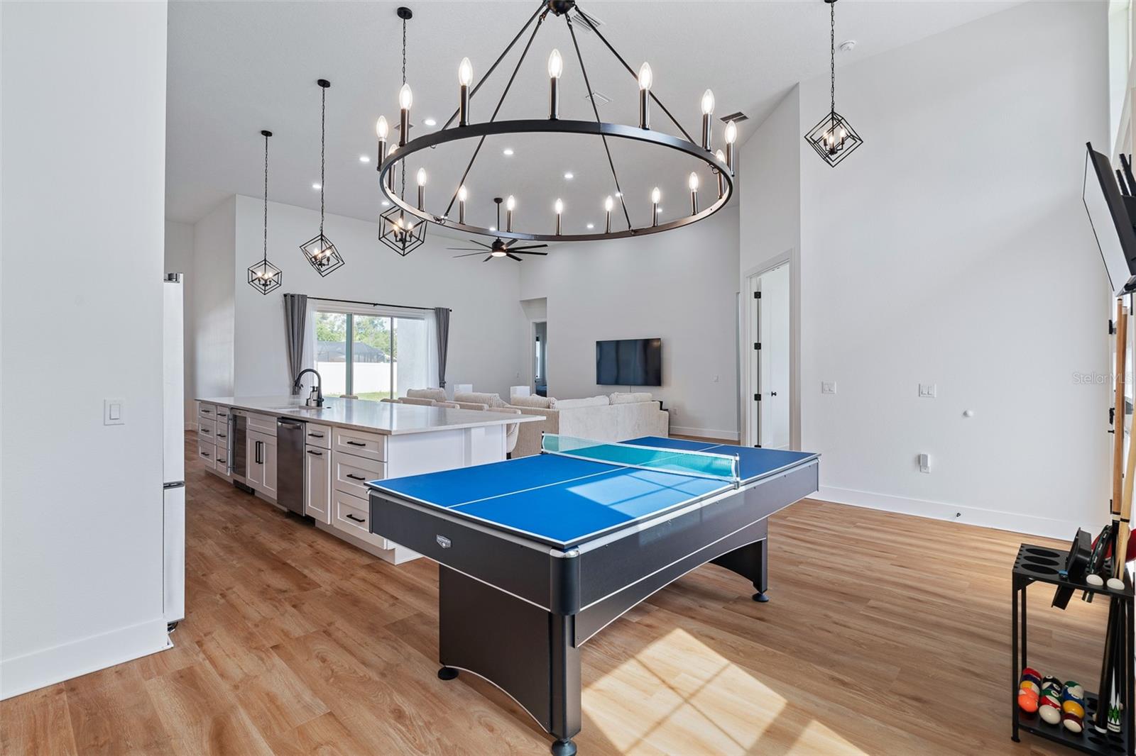 7 FORTUNE LN
