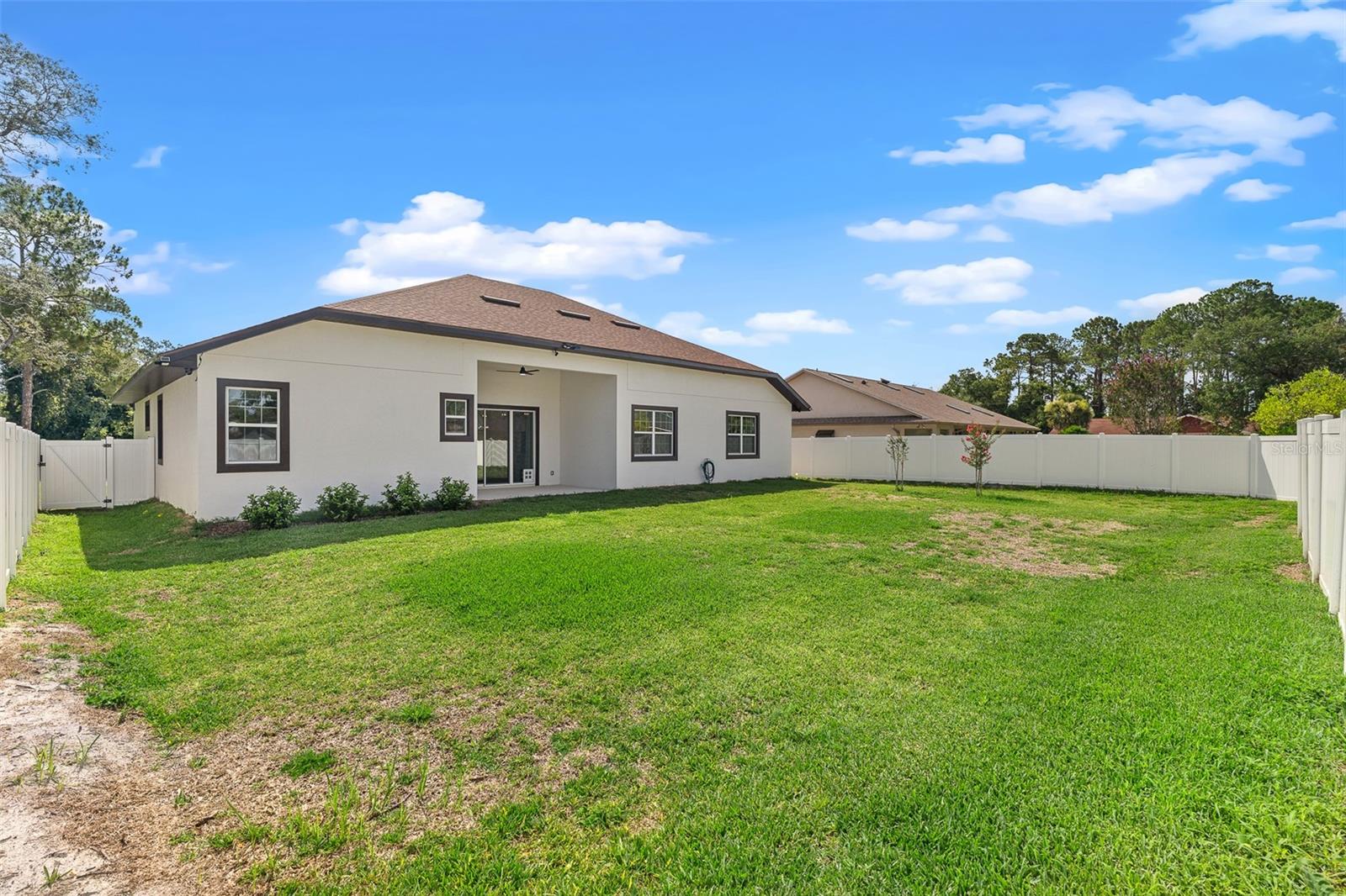 7 FORTUNE LN
