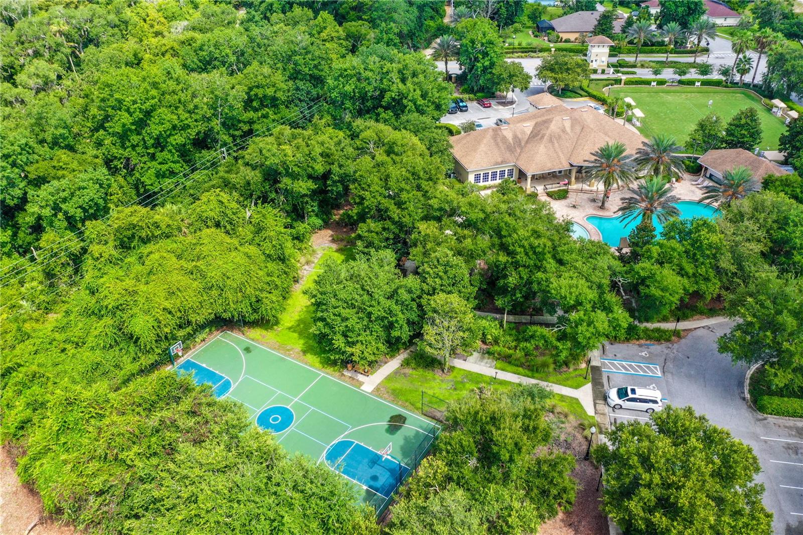 11 ST ANDREWS CT