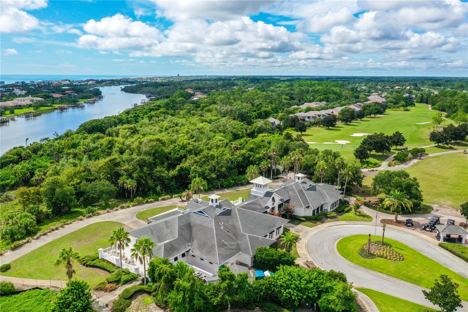 11 ST ANDREWS CT