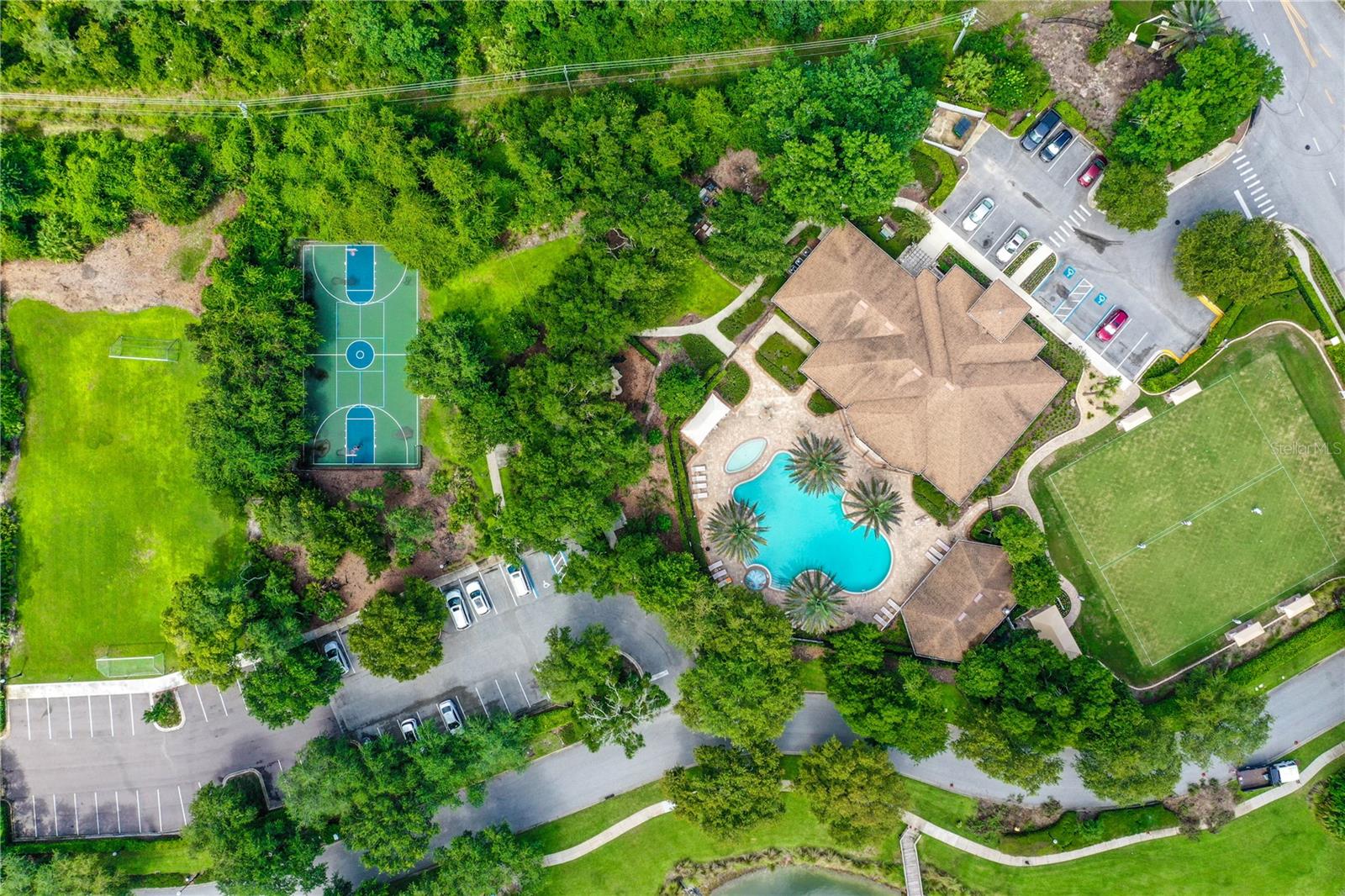 11 ST ANDREWS CT