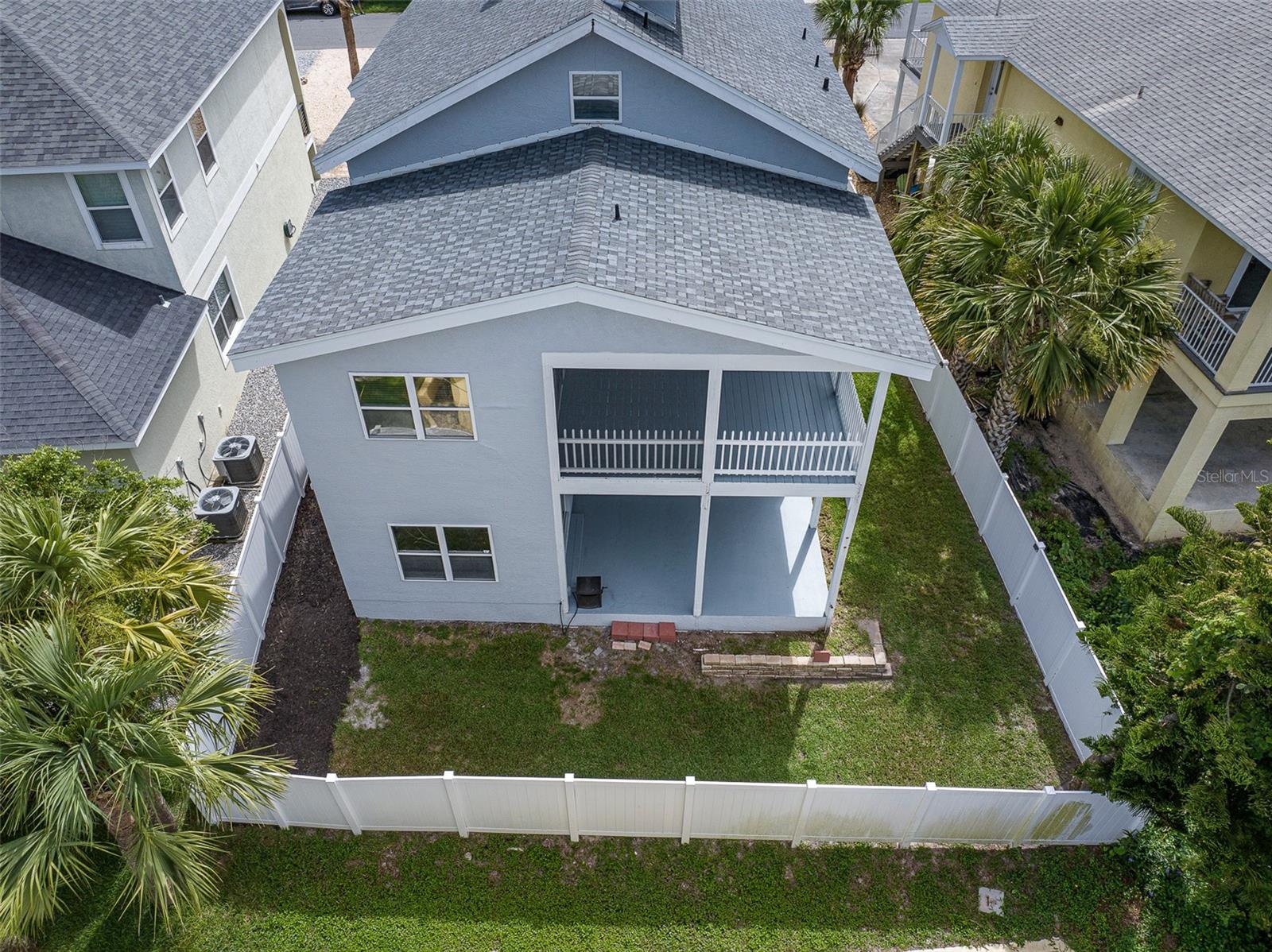 1115 N CENTRAL AVE